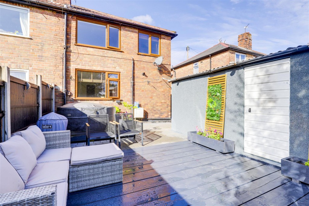 Curzon Street, Long Eaton, Derbyshire, NG10 4FR