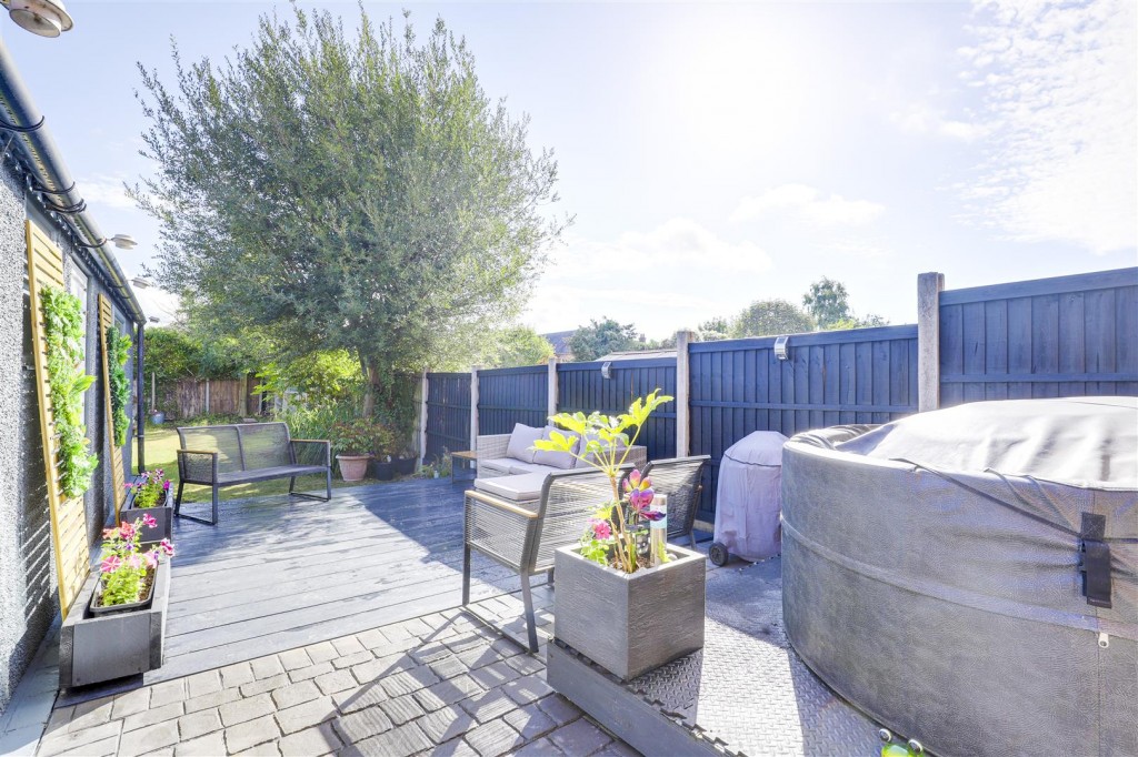 Curzon Street, Long Eaton, Derbyshire, NG10 4FR