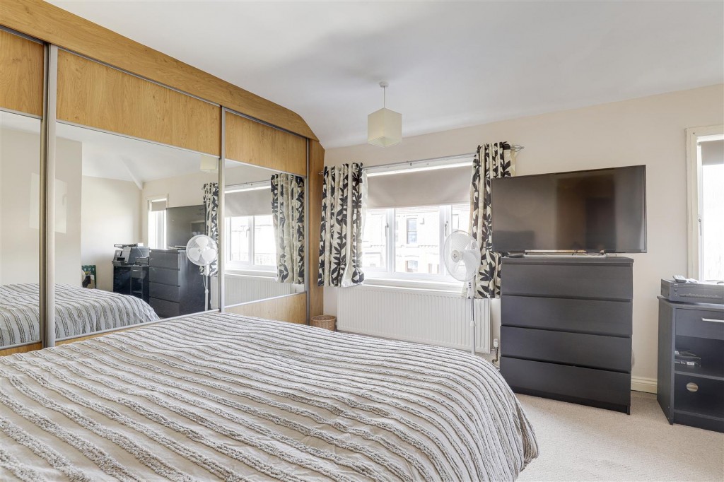 Curzon Street, Long Eaton, Derbyshire, NG10 4FR