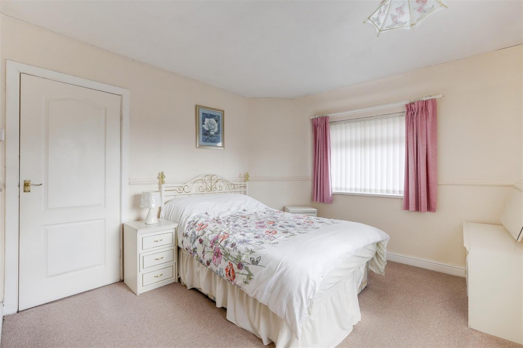 Ledbury Vale, Aspley, Nottinghamshire, NG8 5QH