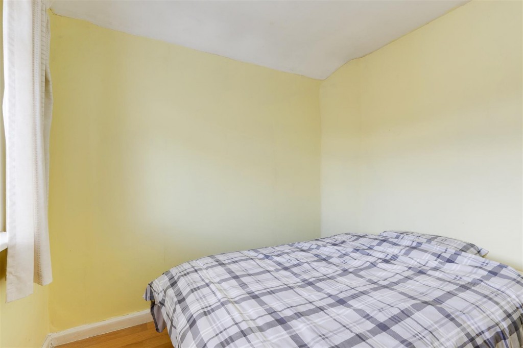 Ledbury Vale, Aspley, Nottinghamshire, NG8 5QH