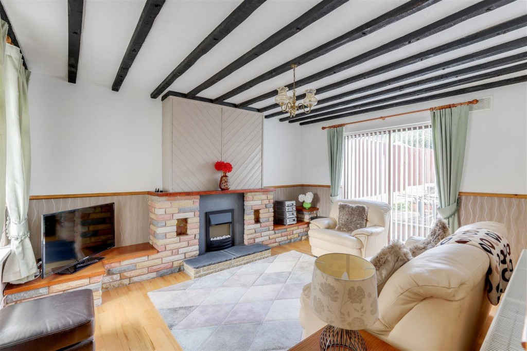 Ledbury Vale, Aspley, Nottinghamshire, NG8 5QH