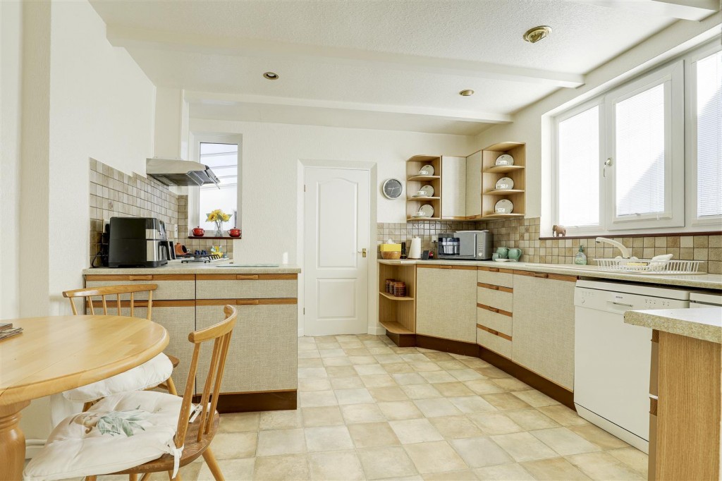 Musters Road, West Bridgford, Nottinghamshire, NG2 7DF