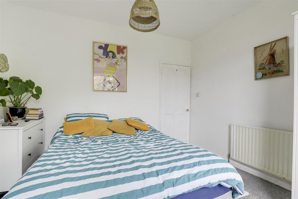 Carlton Road, Carlton, Nottinghamshire, NG3 7AF