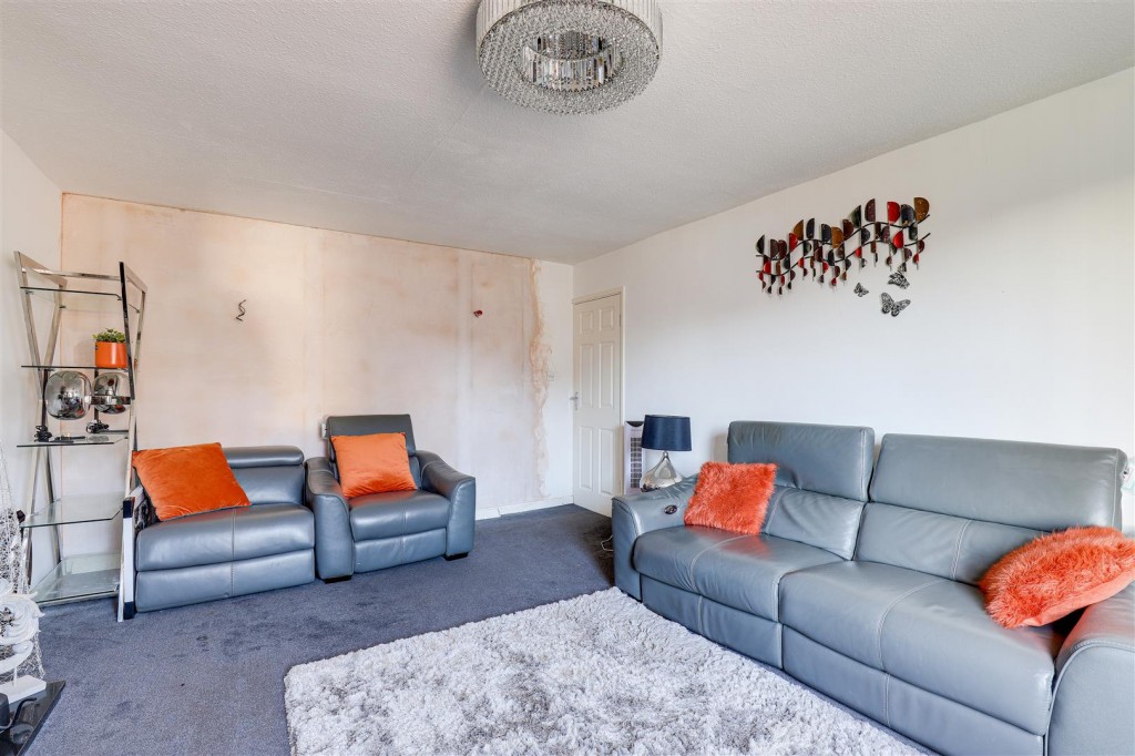Bernisdale Close, Rise Park, Nottinghamshire, NG5 5DR