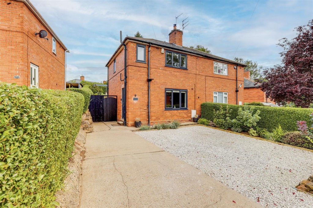 Eltham Drive, Broxtowe, Nottinghamshire, NG8 6BQ