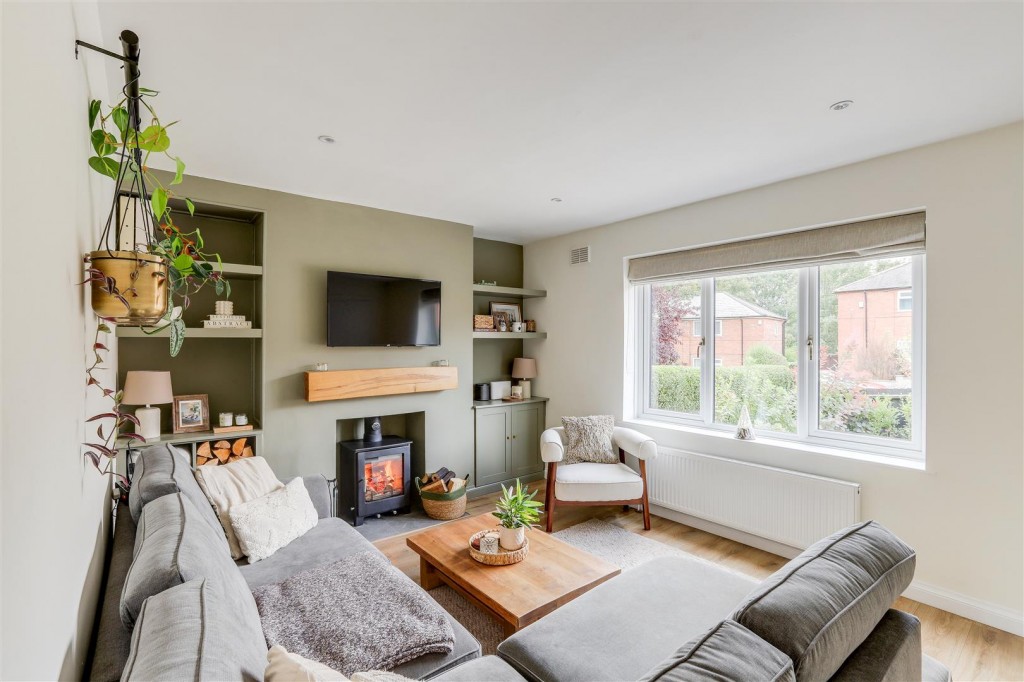 Eltham Drive, Broxtowe, Nottinghamshire, NG8 6BQ