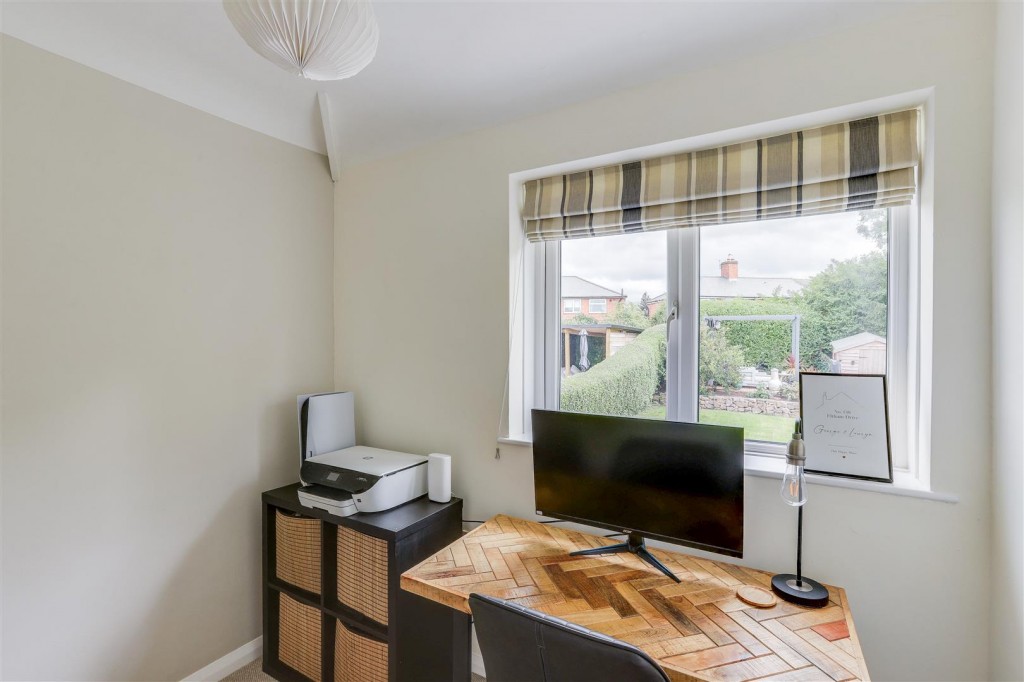 Eltham Drive, Broxtowe, Nottinghamshire, NG8 6BQ