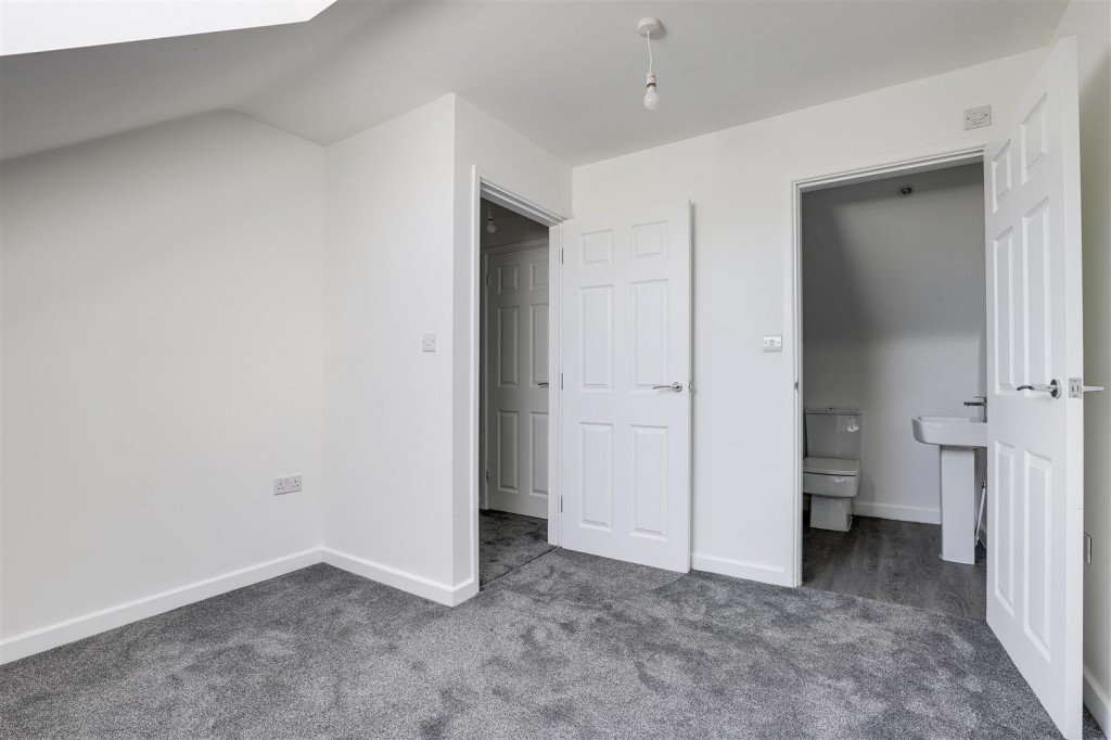 Broadleaf Drive, Bakersfield, Nottinghamshire, NG3 7EA