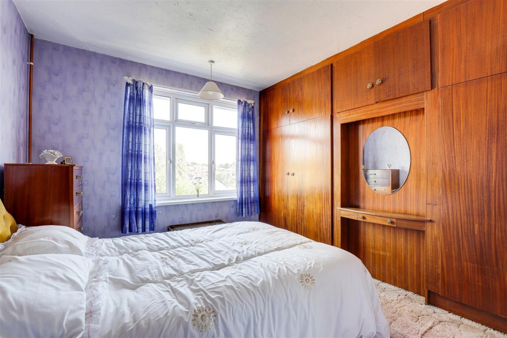 Prospect Road, Carlton, Nottinghamshire, NG4 1LX