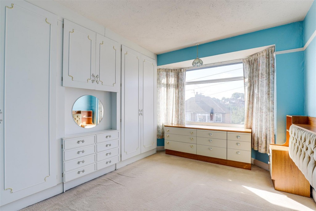 Prospect Road, Carlton, Nottinghamshire, NG4 1LX