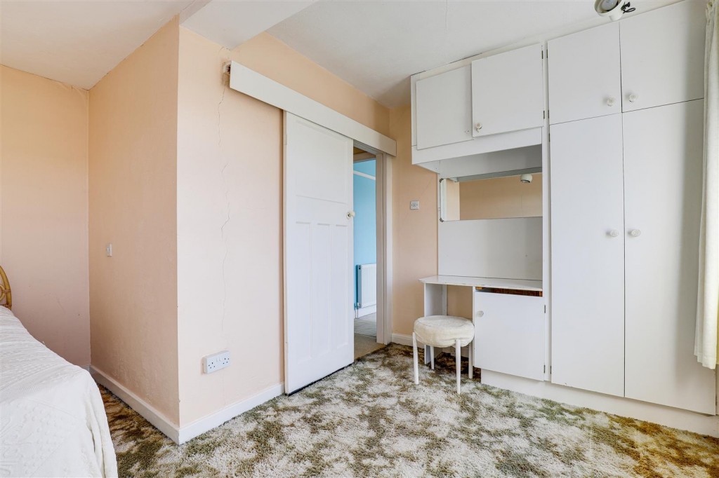 Prospect Road, Carlton, Nottinghamshire, NG4 1LX