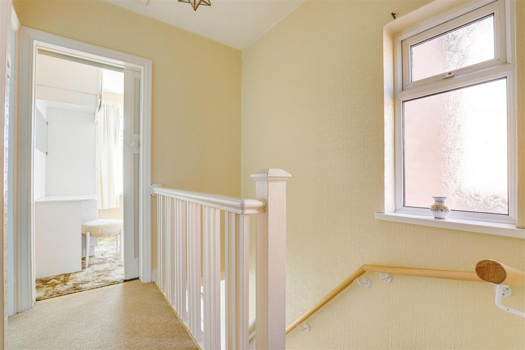 Prospect Road, Carlton, Nottinghamshire, NG4 1LX