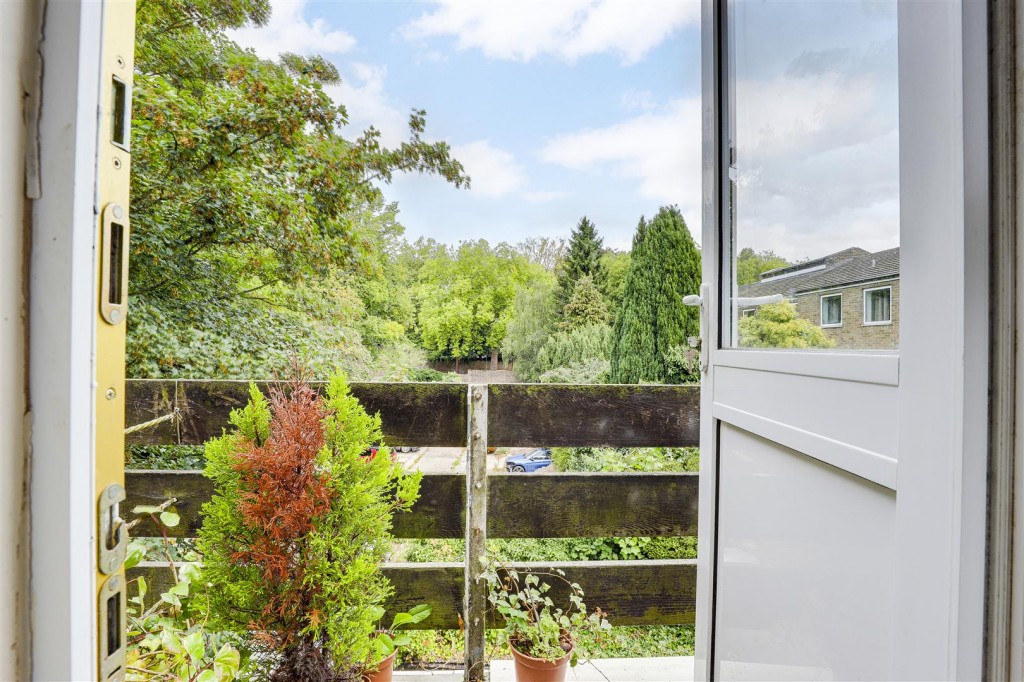 Redcliffe Road, Mapperley Park, Nottinghamshire, NG3 5AW