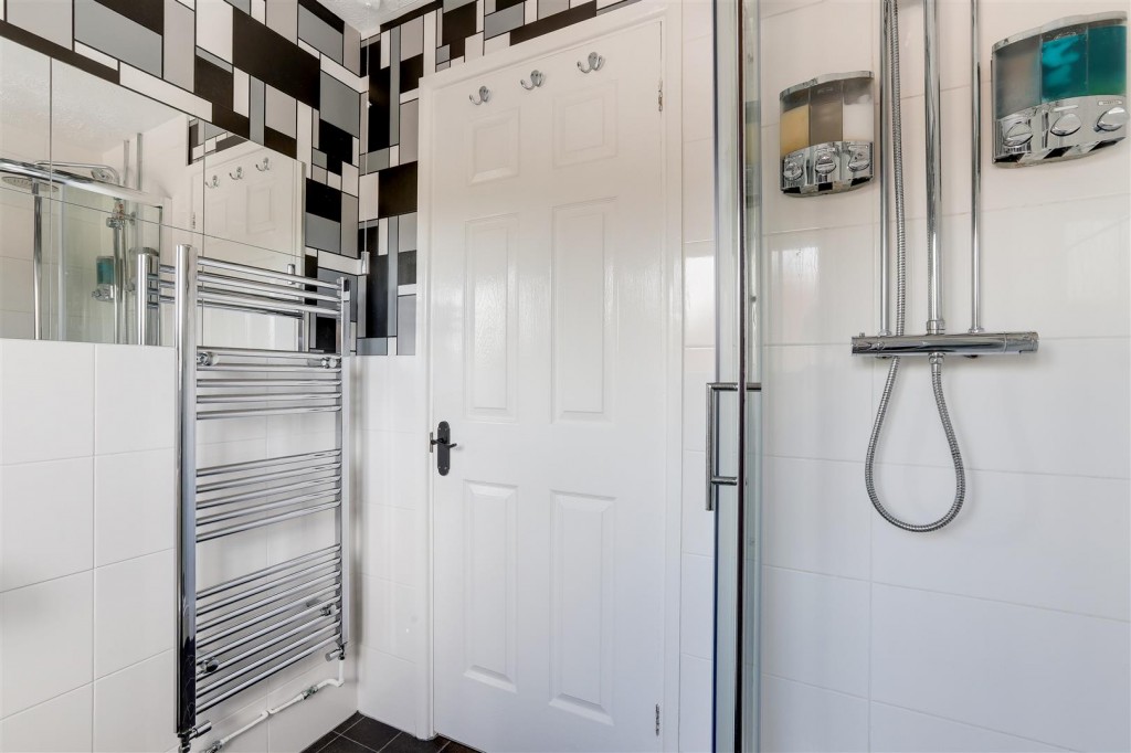 Hadleigh Close, Toton, Nottinghamshire, NG9 6LU