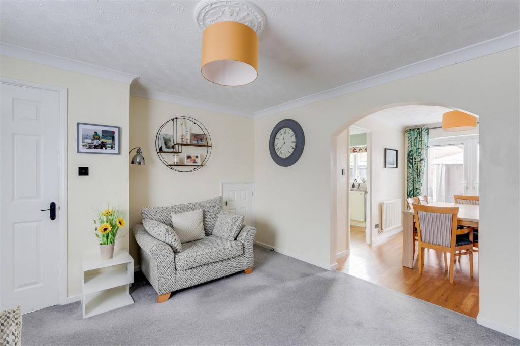 Hadleigh Close, Toton, Nottinghamshire, NG9 6LU