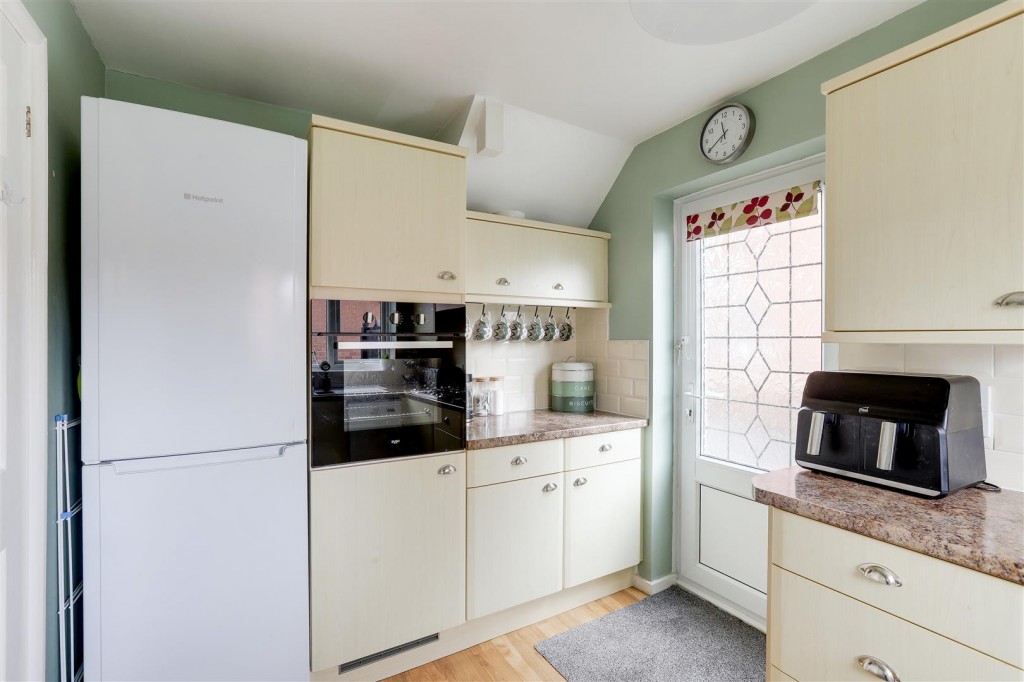 Hadleigh Close, Toton, Nottinghamshire, NG9 6LU