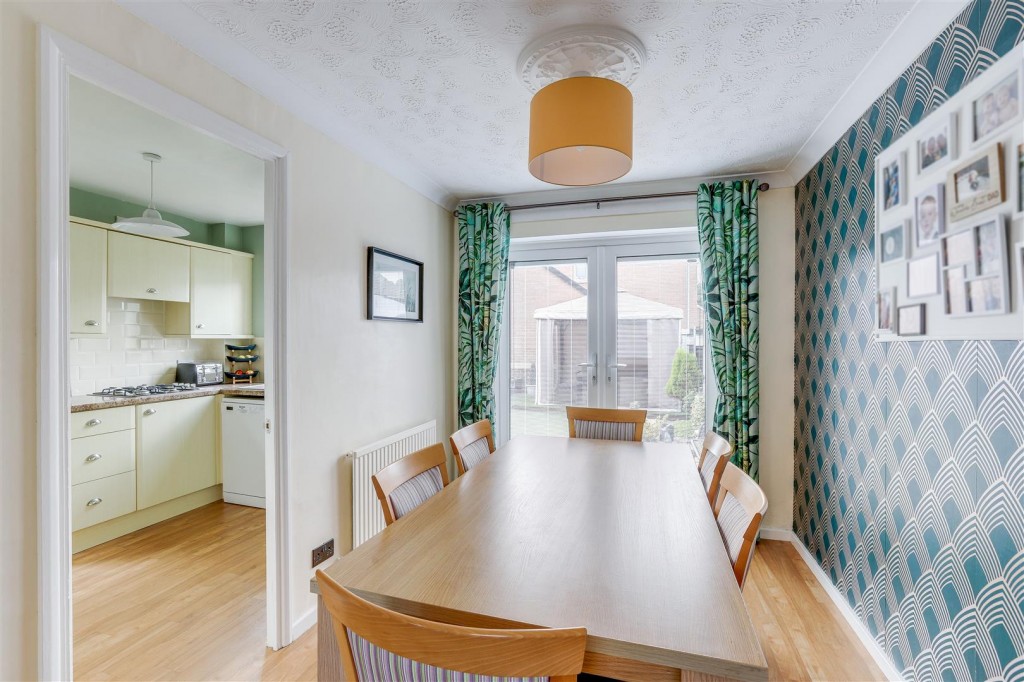 Hadleigh Close, Toton, Nottinghamshire, NG9 6LU