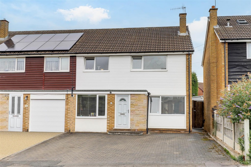 Surgeys Lane, Arnold, Nottinghamshire, NG5 8EP