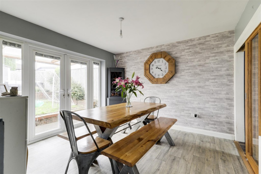 Surgeys Lane, Arnold, Nottinghamshire, NG5 8EP