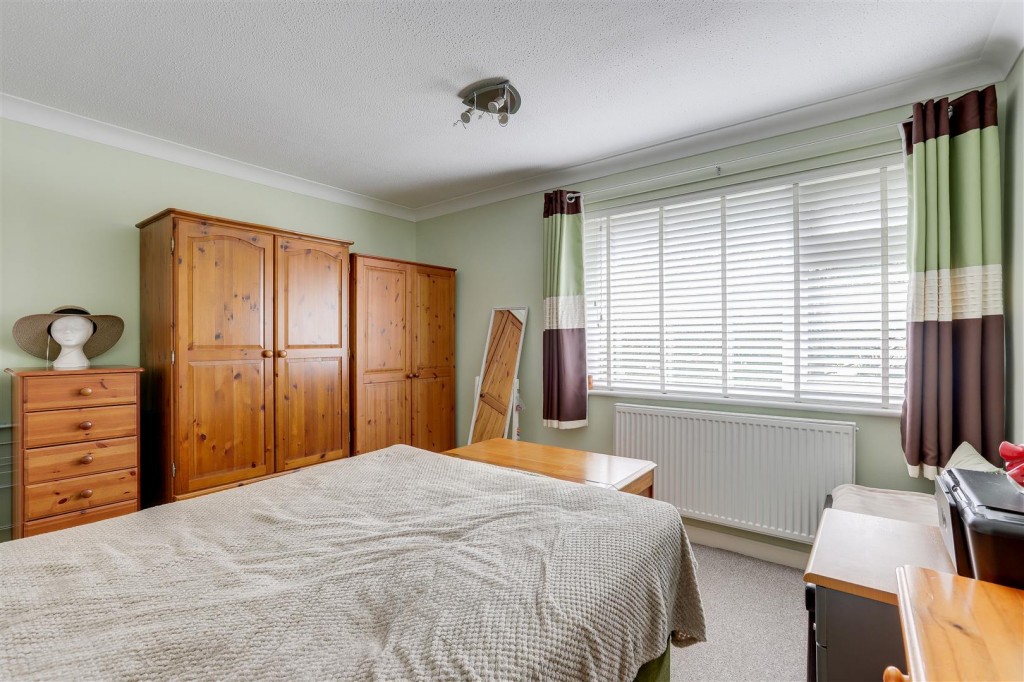 Calderdale Drive, Long Eaton, Nottinghamshire, NG10 3PP