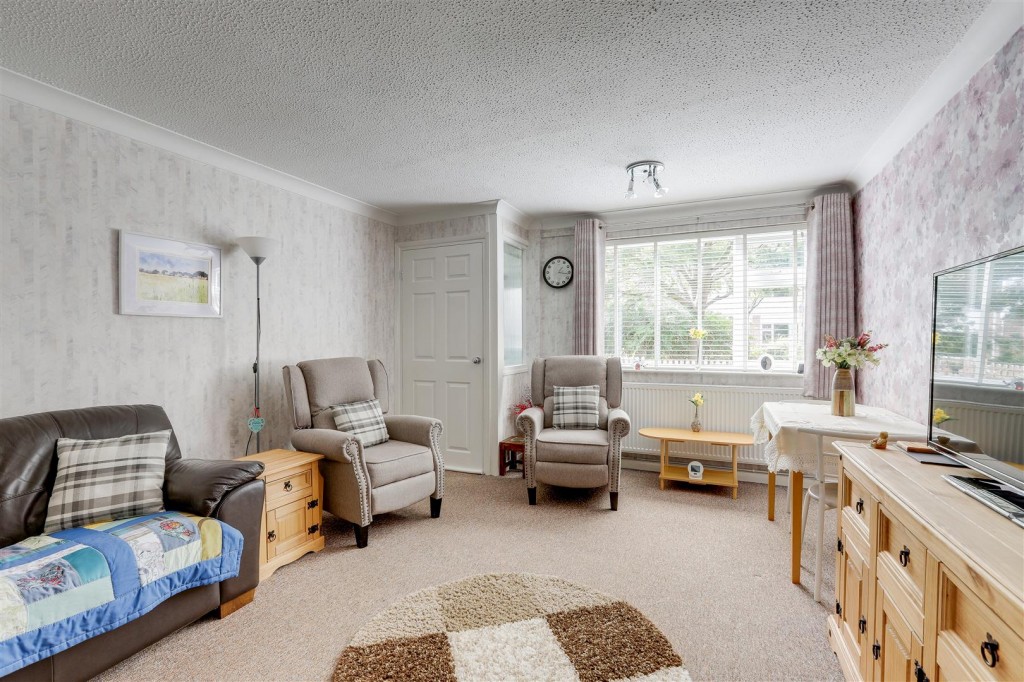 Calderdale Drive, Long Eaton, Nottinghamshire, NG10 3PP