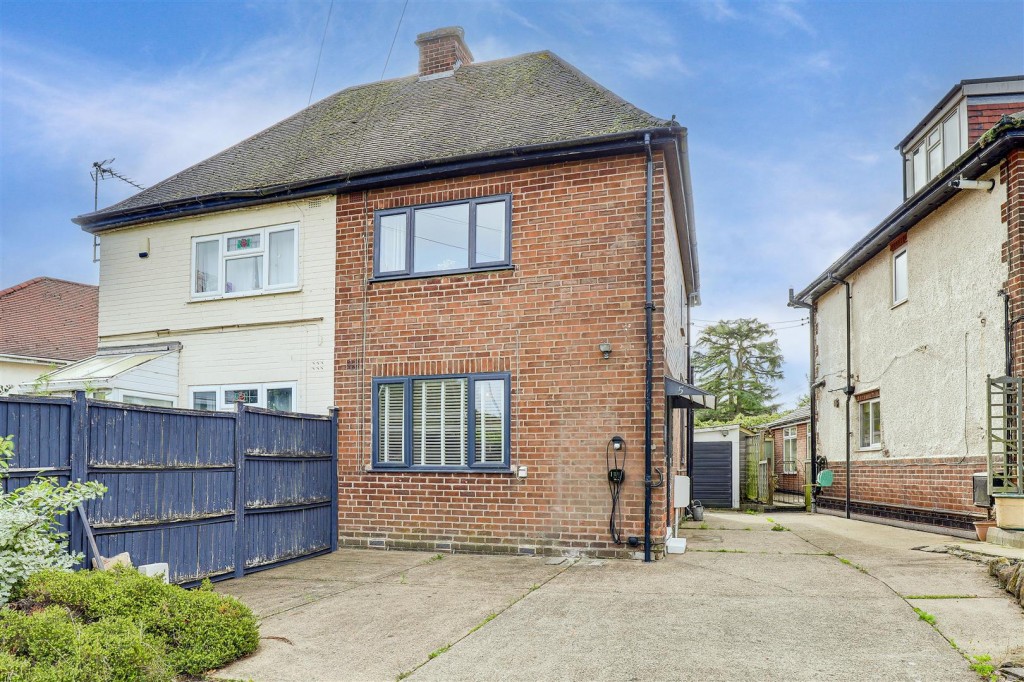 Kighill Lane, Ravenshead, Nottinghamshire, NG15 9HN