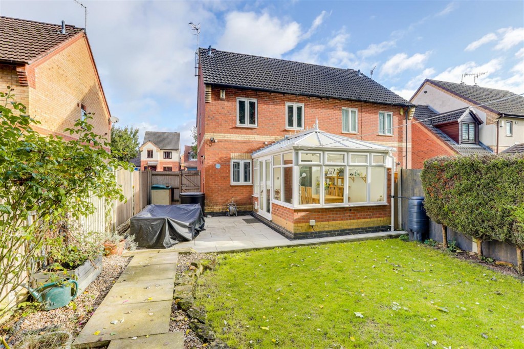 Leen Valley Way, Hucknall, Nottinghamshire, NG15 7QR