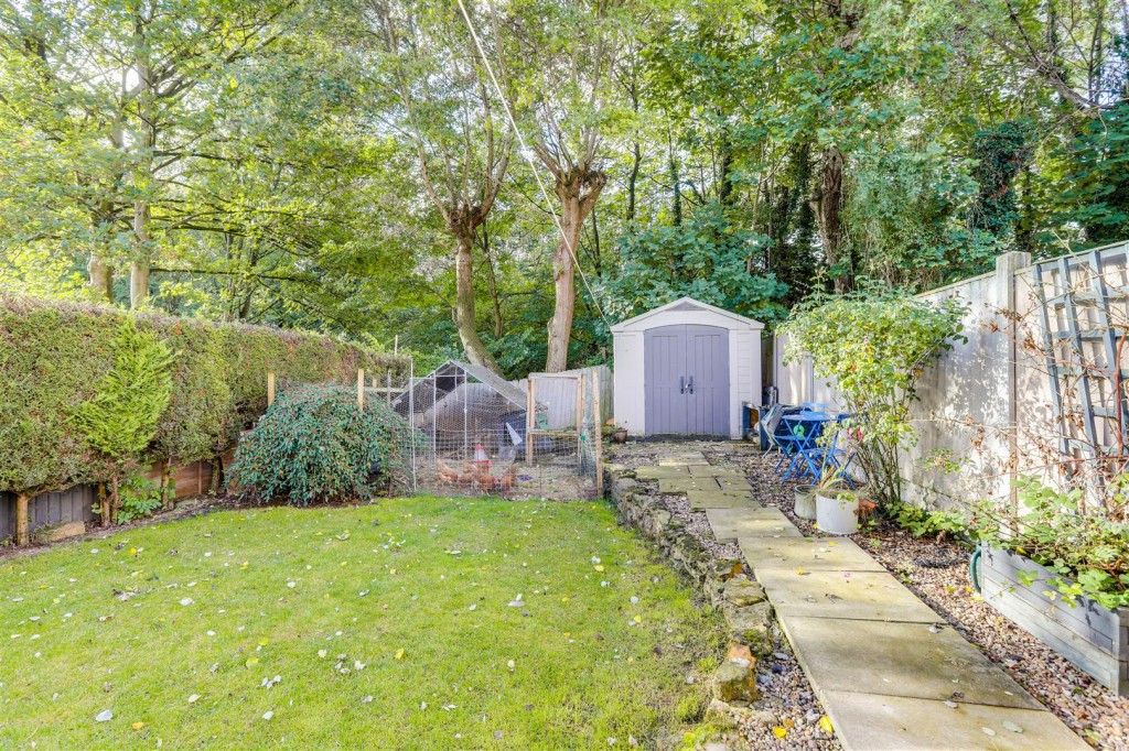 Leen Valley Way, Hucknall, Nottinghamshire, NG15 7QR