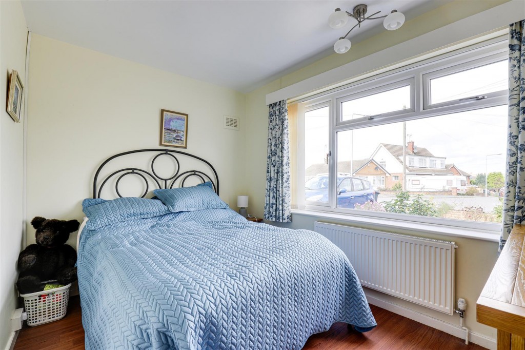 Leslie Grove, Calverton, Nottinghamshire, NG14 6GL