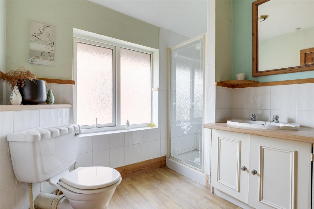 Garden Road, Hucknall, Nottinghamshire, NG15 6LH