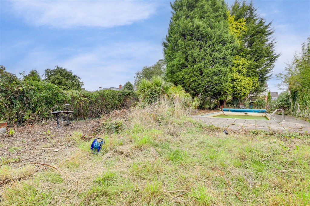 Garden Road, Hucknall, Nottinghamshire, NG15 6LH