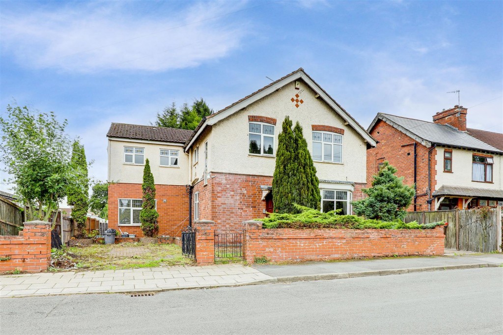 Garden Road, Hucknall, Nottinghamshire, NG15 6LH