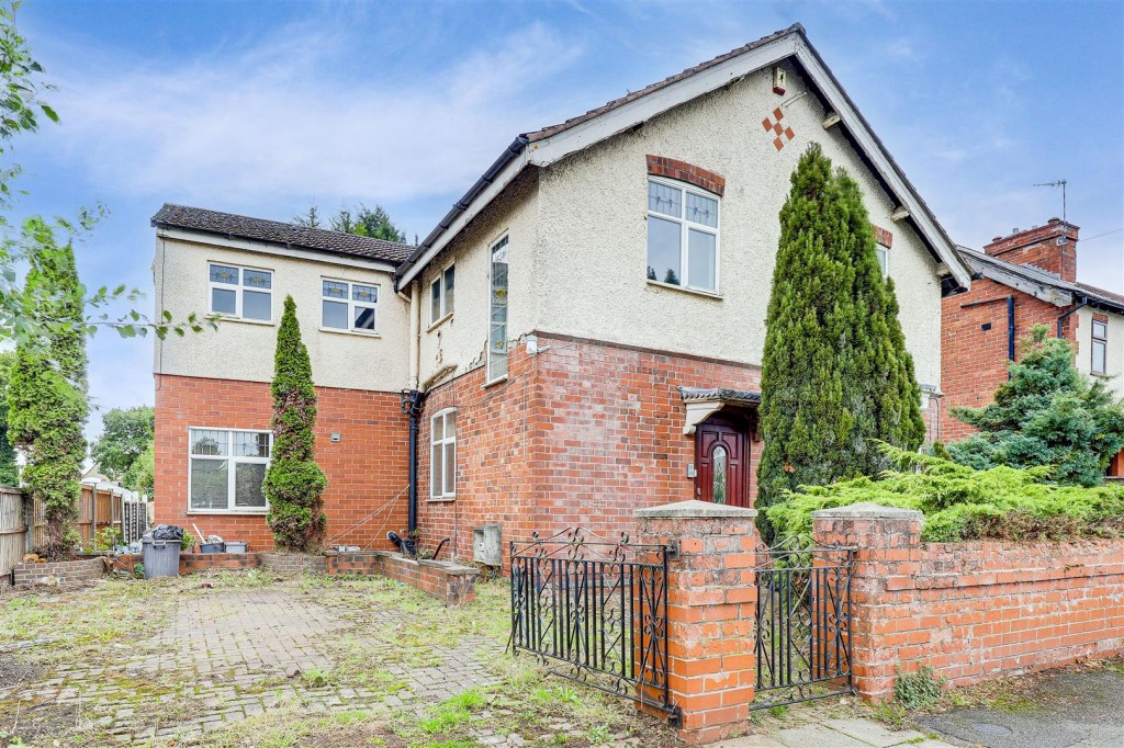 Garden Road, Hucknall, Nottinghamshire, NG15 6LH