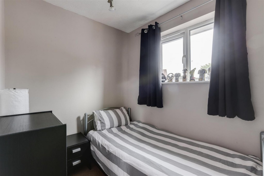 Stoppard Close, Ilkeston, Derbyshire, DE7 9JL