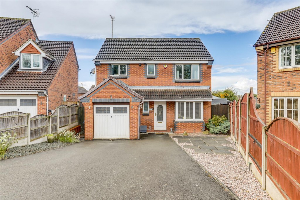 Stoppard Close, Ilkeston, Derbyshire, DE7 9JL