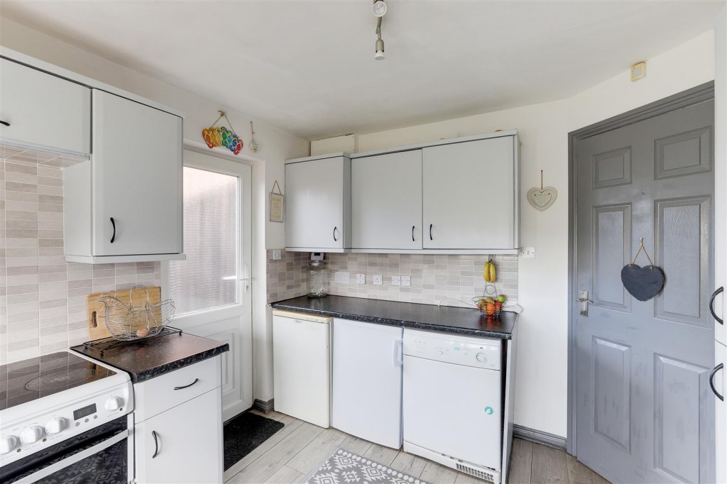 Stoppard Close, Ilkeston, Derbyshire, DE7 9JL