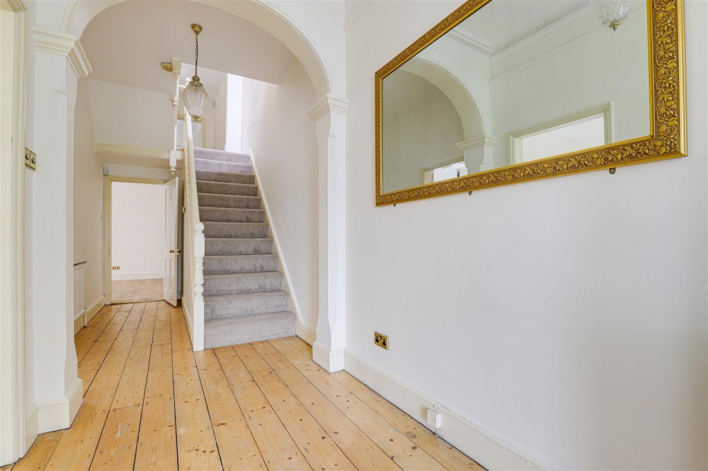 Nottingham Road, Burton Joyce, Nottinghamshire, NG14 7AP