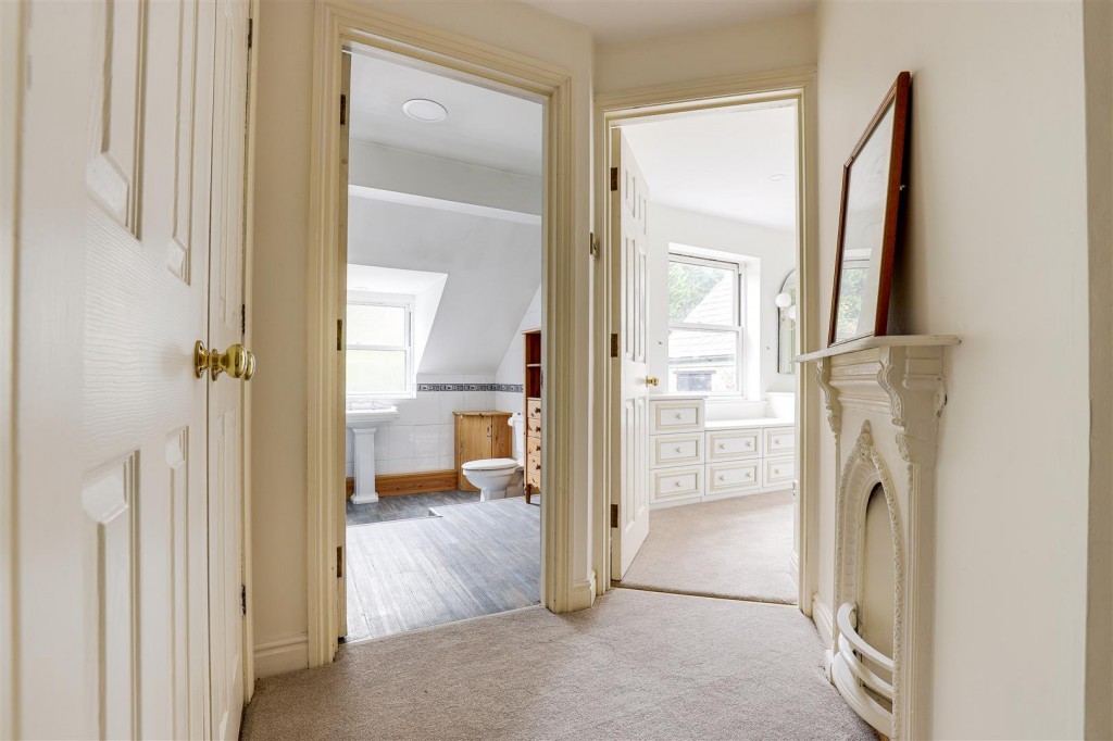 Nottingham Road, Burton Joyce, Nottinghamshire, NG14 7AP