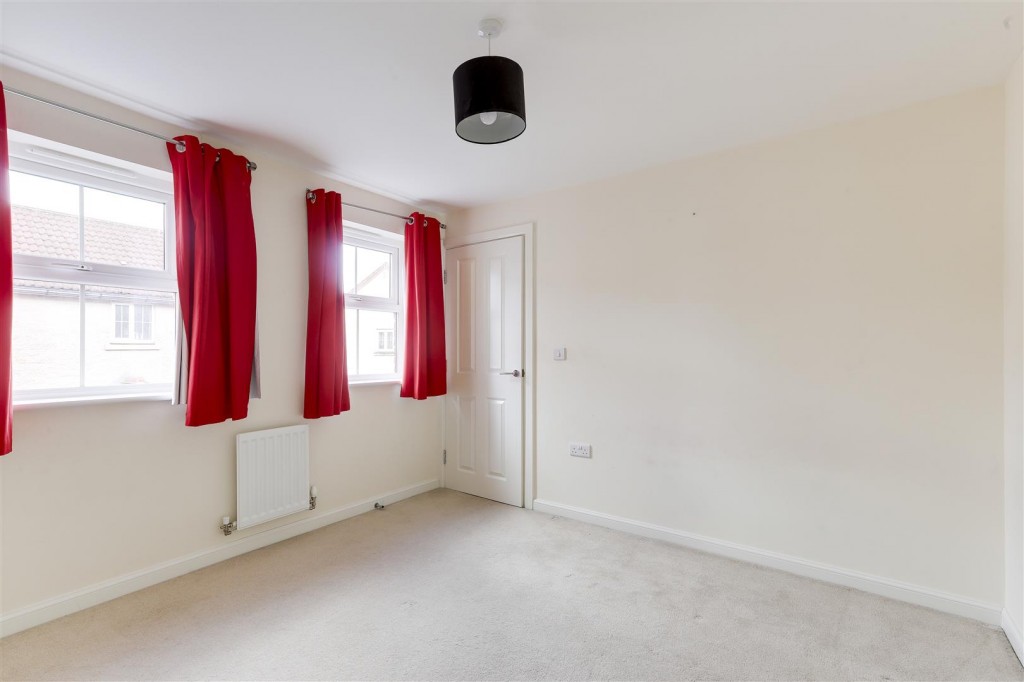 Kestrel Grove, Hucknall, Nottinghamshire, NG15 6UU