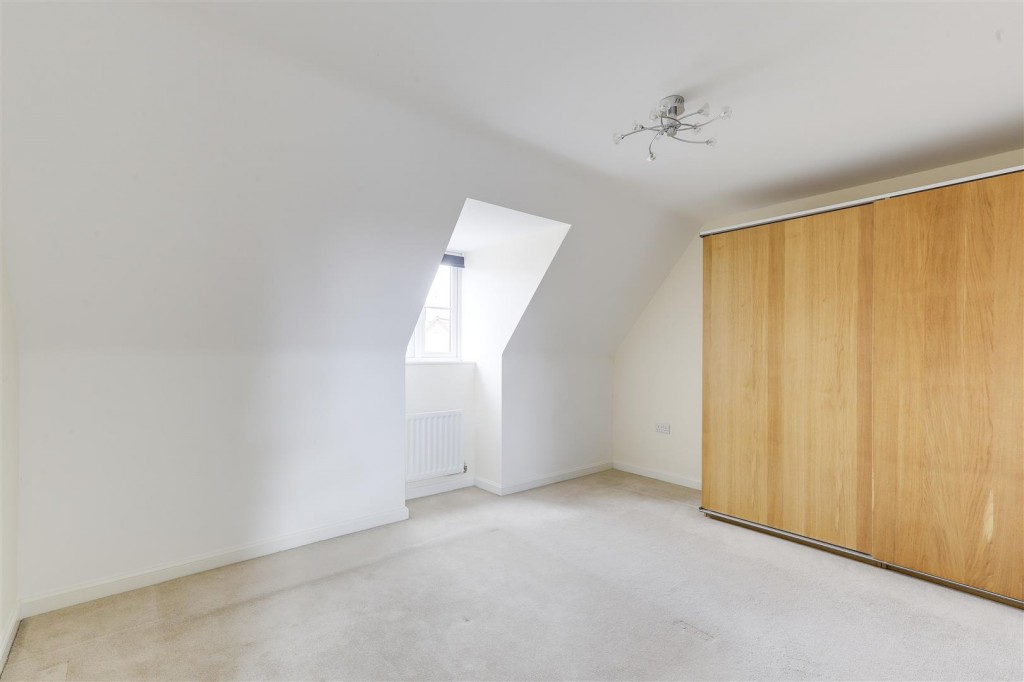 Kestrel Grove, Hucknall, Nottinghamshire, NG15 6UU