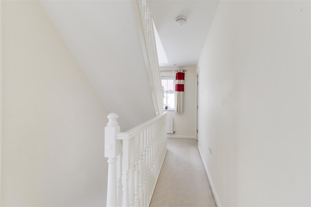 Kestrel Grove, Hucknall, Nottinghamshire, NG15 6UU