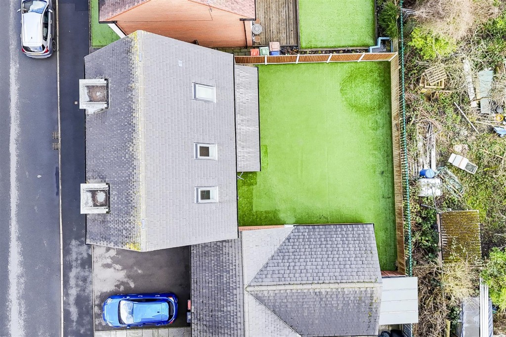 Kestrel Grove, Hucknall, Nottinghamshire, NG15 6UU