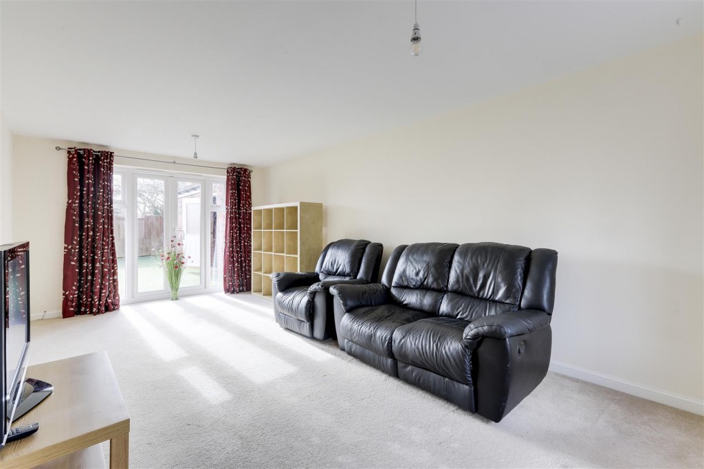 Kestrel Grove, Hucknall, Nottinghamshire, NG15 6UU