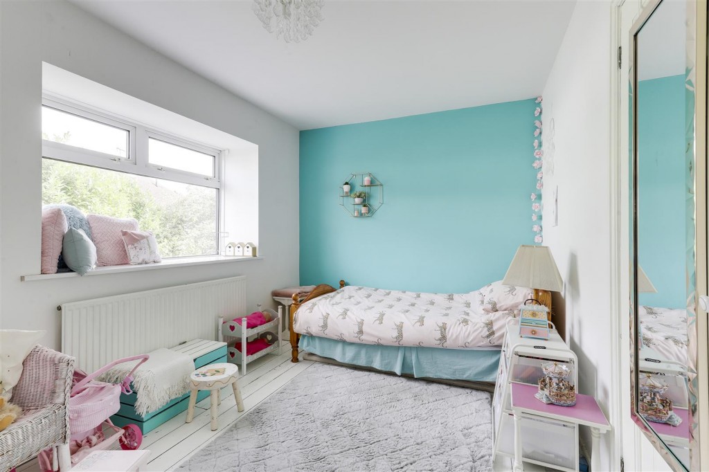 Canver Close, Nottingham, Nottinghamshire, NG8 4HE