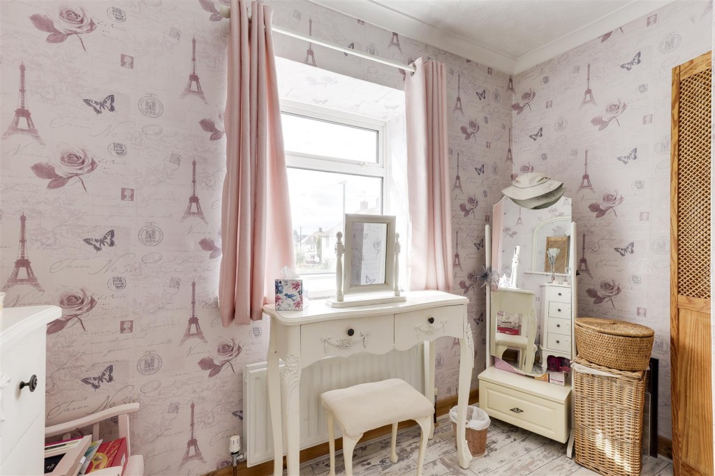 Canver Close, Nottingham, Nottinghamshire, NG8 4HE