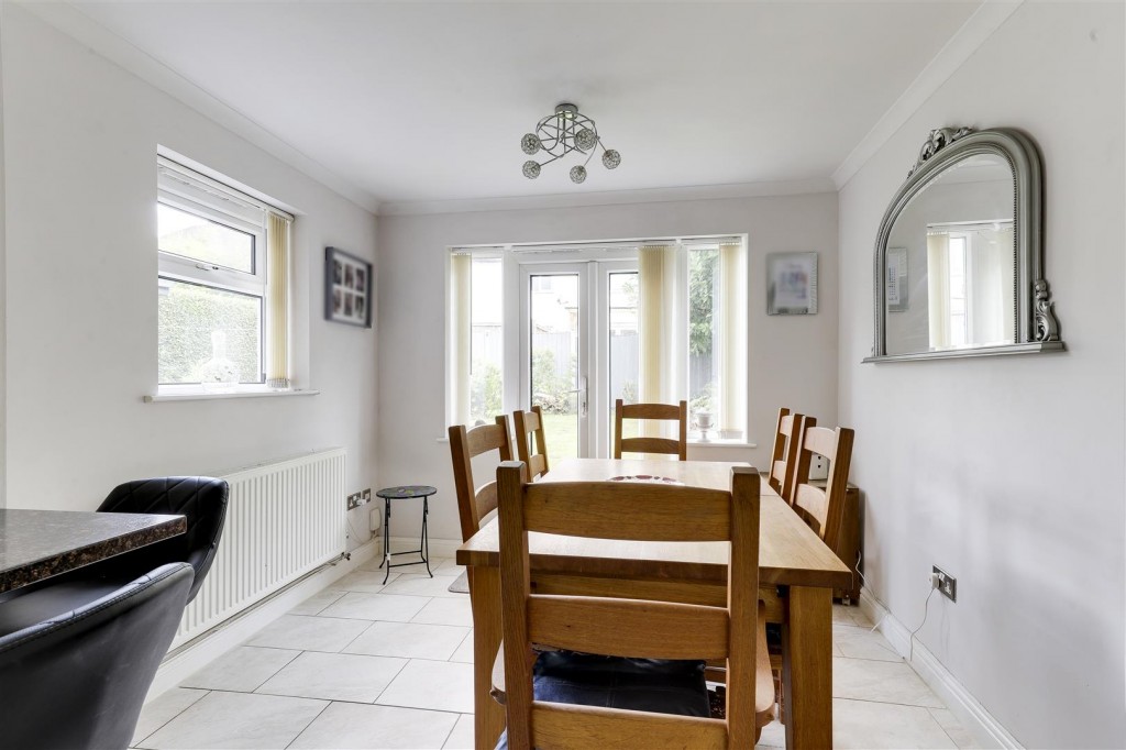 Canver Close, Nottingham, Nottinghamshire, NG8 4HE