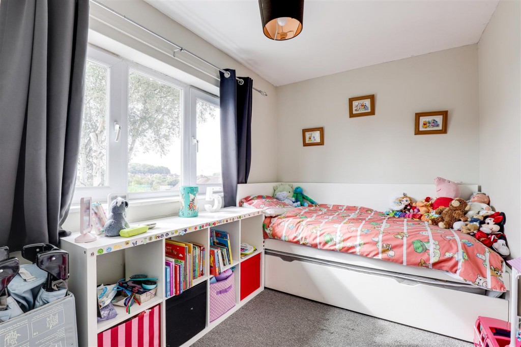 Mildenhall Crescent, Bestwood Park, Nottinghamshire, NG5 5RP