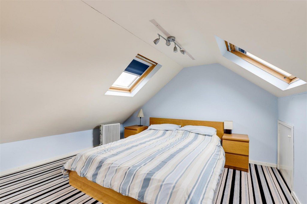 Mildenhall Crescent, Bestwood Park, Nottinghamshire, NG5 5RP