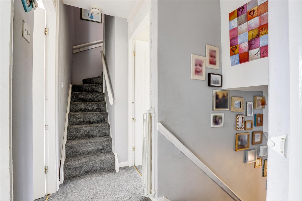 Mildenhall Crescent, Bestwood Park, Nottinghamshire, NG5 5RP